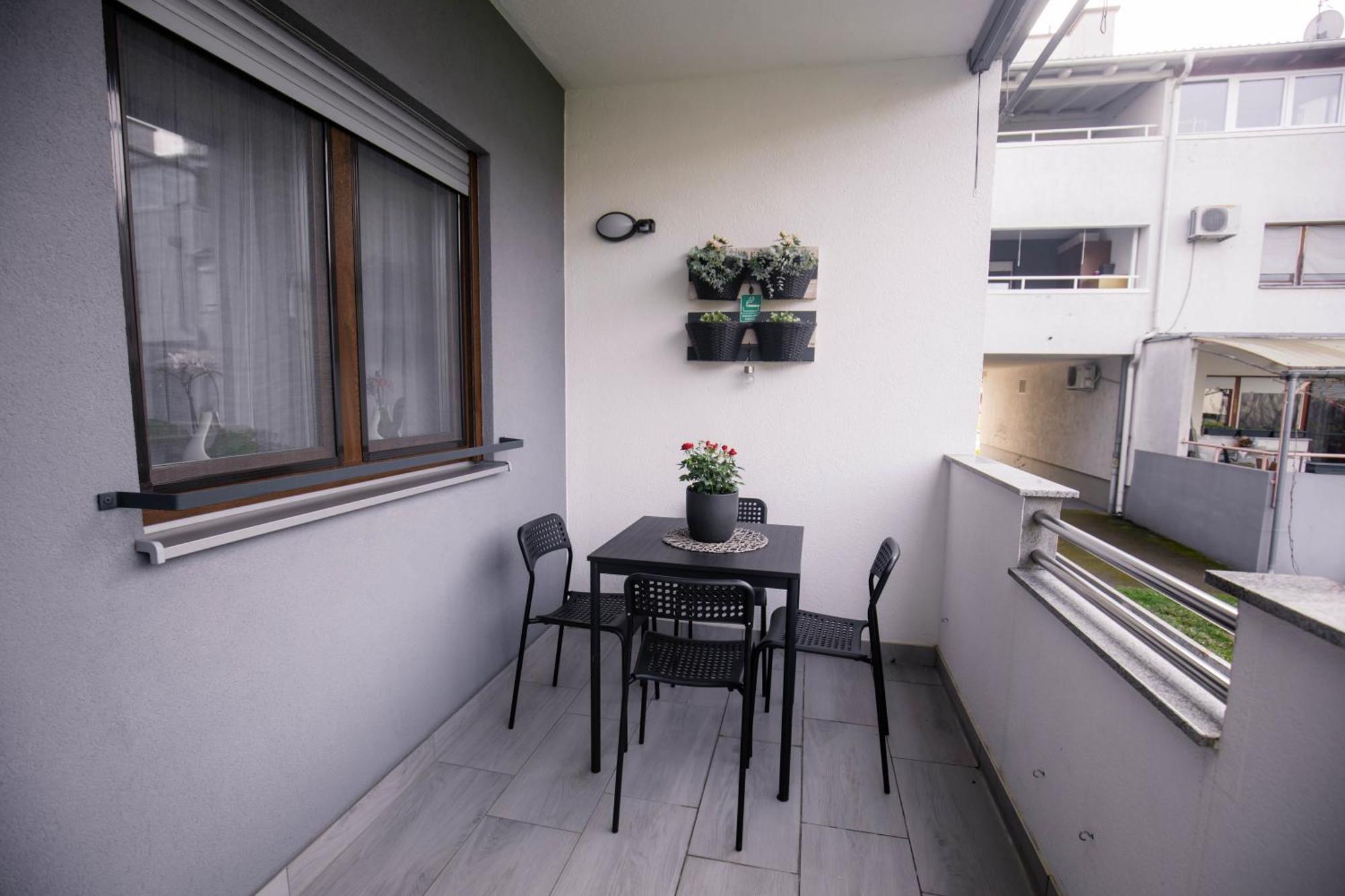 Apartman Day Apartamento Čakovec Exterior foto