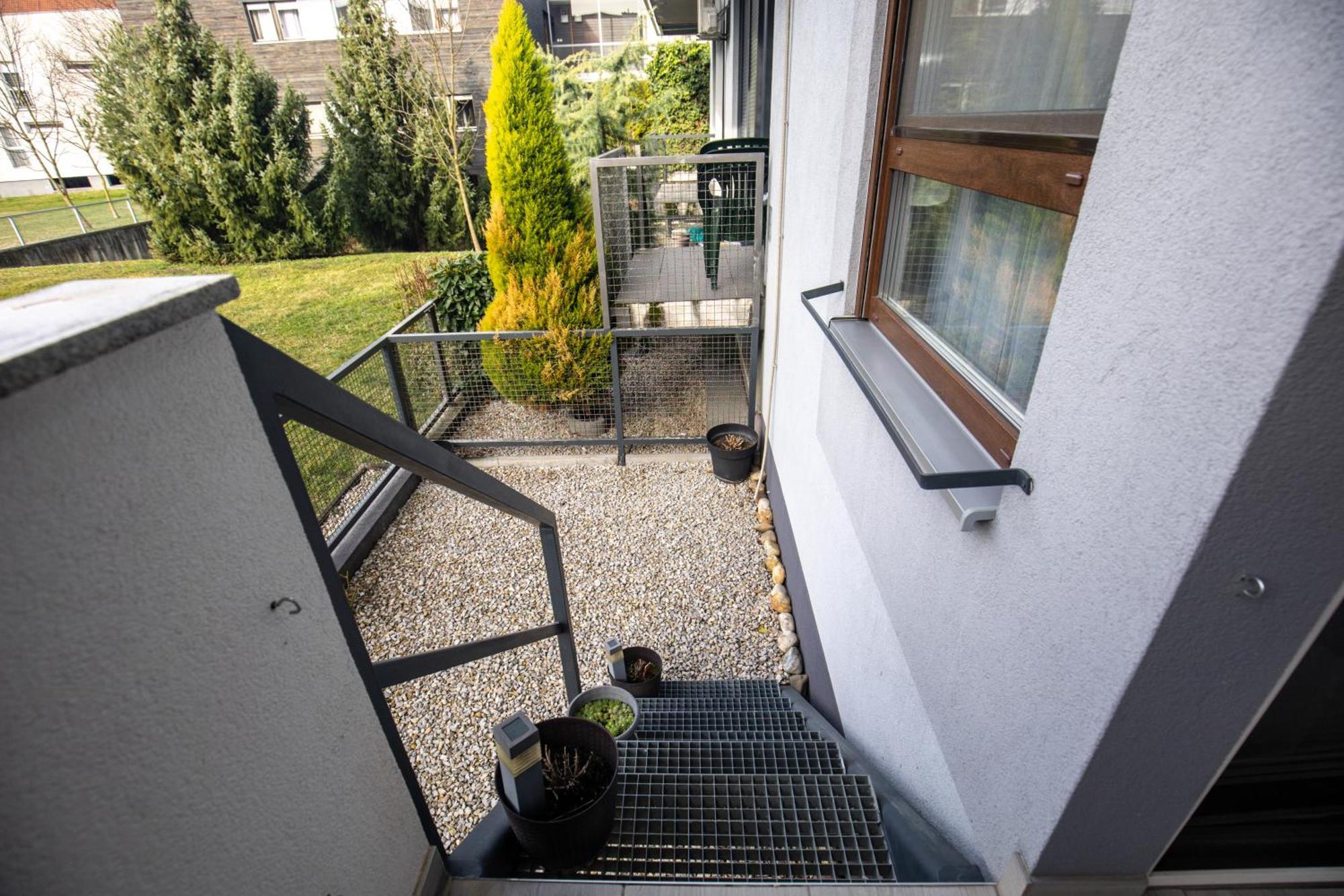 Apartman Day Apartamento Čakovec Exterior foto